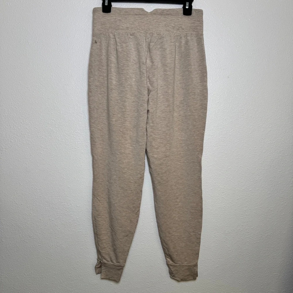 TravisMathew Cloud Terry Tie Jogger Oatmeal Beige Size Small NWOT MSRP $130 - Picture 7 of 7